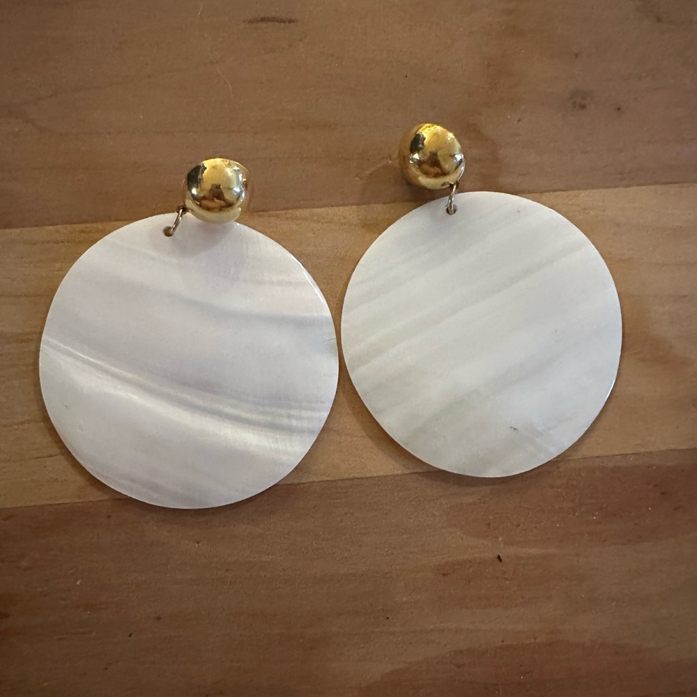 Elegant Gold and White Earrings